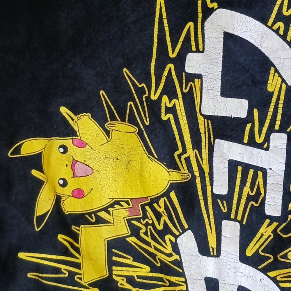 Pokemon Pikachu T-shirt Think Geek Size Large - Picture 12 of 12